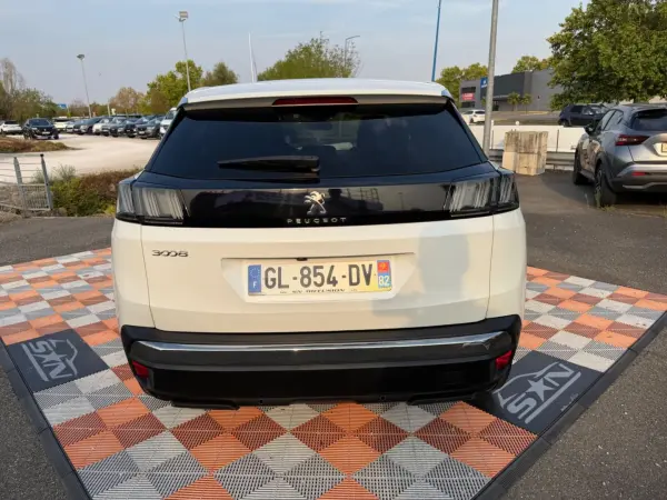 Peugeot 3008 BlueHDi 130 EAT8 ALLURE PACK Hayon Caméra 360° - Photo 5