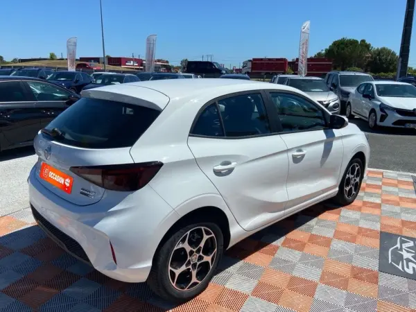 MG MG3 1.5 HY 195 LUXURY GPS CAMERA 360 - Photo 5
