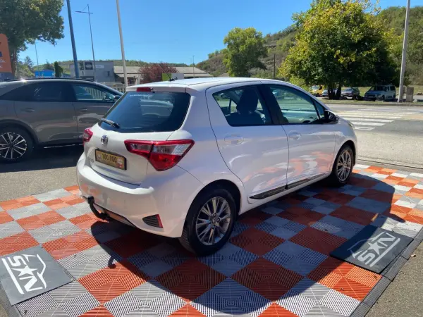 Toyota YARIS 110 VVT-i Dynamic Business 5p - Photo 5