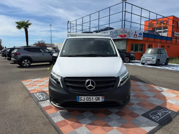 Mercedes-Benz VITO FOURGON
