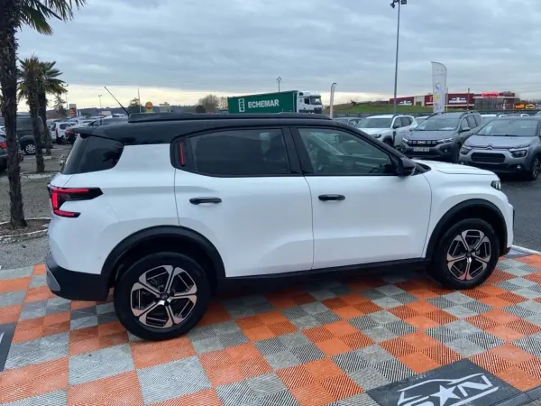 Citroën C3 AIRCROSS Hybride 145 e-DCS6 MAX Toit Noir - Photo 4