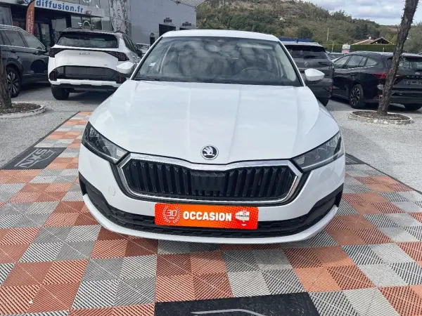 Skoda OCTAVIA 2.0 TDI 115 BV6 AMBITION Caméra - Photo 2
