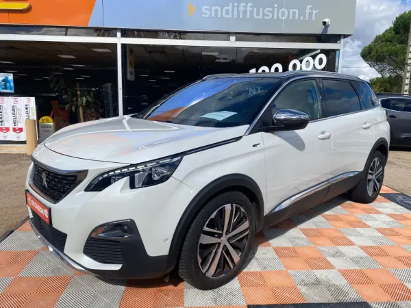 Peugeot 5008