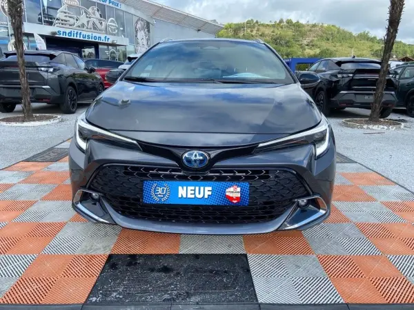 Toyota COROLLA TOURING SPORTS 1.8 HYBRIDE 140 DESIGN PACK TECH Hayon GPS Caméra - Photo 2