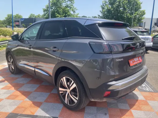 Peugeot 3008 BlueHDi 130 EAT8 ALLURE PACK Toit Noir - Photo 4