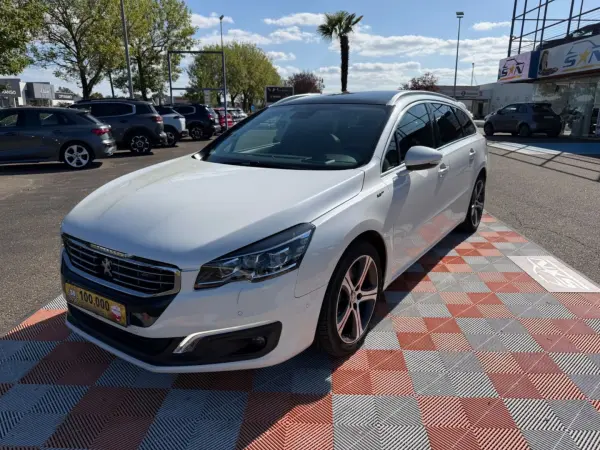 Peugeot 508 SW 2.0 HDI 180 EAT GT Toit GPS - Photo 2