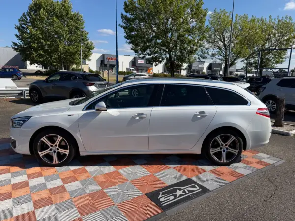 Peugeot 508 SW 2.0 HDI 180 EAT GT Toit GPS - Photo 3