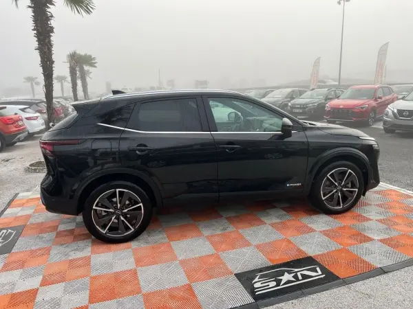 Nissan QASHQAI E -POWER 190 TEKNA Toit Hayon 1°Main - Photo 4