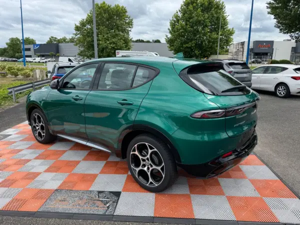 Alfa Romeo TONALE 1.6 Multijet 130 TCT6 SPRINT PACK EXECUTIVE JA 19" GPS Caméra 360° - Photo 4