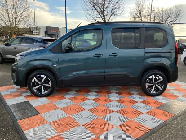Peugeot RIFTER BlueHDi 130 EAT8 GT Pack Connect - Photo 3