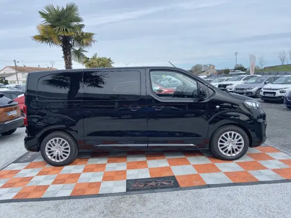 Opel VIVARO DOUBLE CABINE FIXE 2.0 DIESEL 145 BVA PACK EDITION GPS Caméra 2 Portes Lat. 26650HT - Photo 4