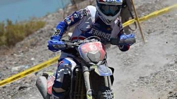Jeremy Tarroux Champion du monde d’enduro par équipe