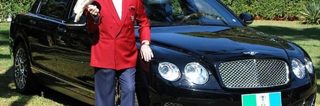 Un milliardaire Brésilien fait enterrer sa Bentley Flying Spur