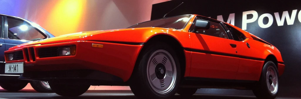La Photo de la couv : BMW M1