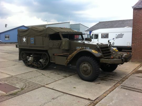 M5 inter.jpg